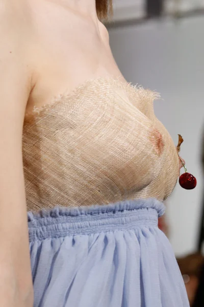 Look 93